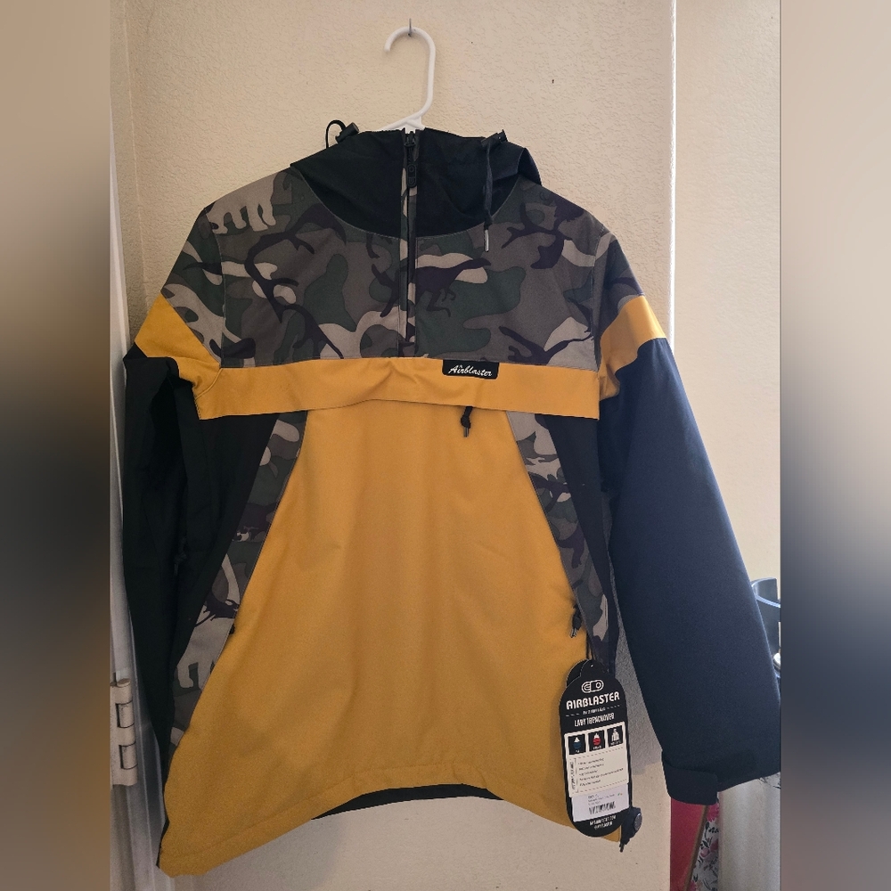 NWT Airblaster Lady Trenchover Ski Jacket Sz S Dinoflage